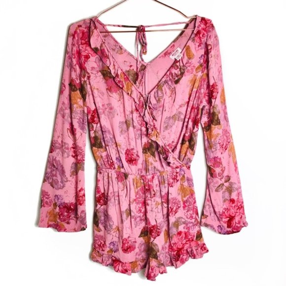 Mossimo Supply Co. Dresses & Skirts - 🌵10/$30 EUC Mossimo Supply Co. Pink Ruffle Romper